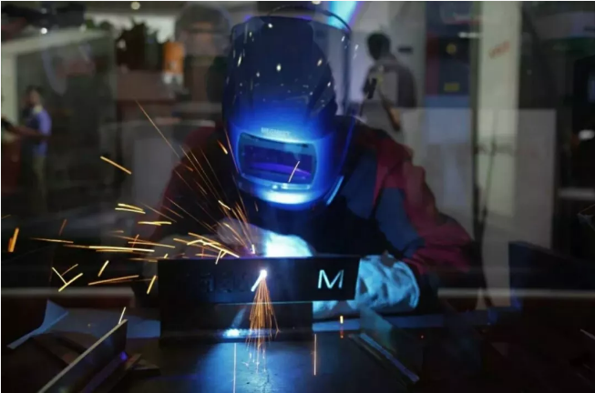 1534726944(1).jpg 1534726944(1).jpg